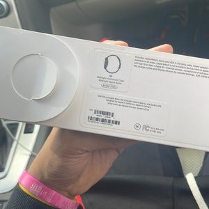 Would like to sell it I don’t use it anymore, wore it twice